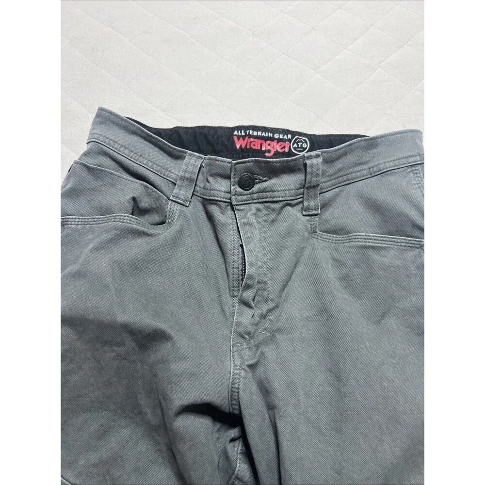 Wrangler Pants Mens 32x30 Gray ATG All Terrain Gear Hiking Zip Pocket Stretch